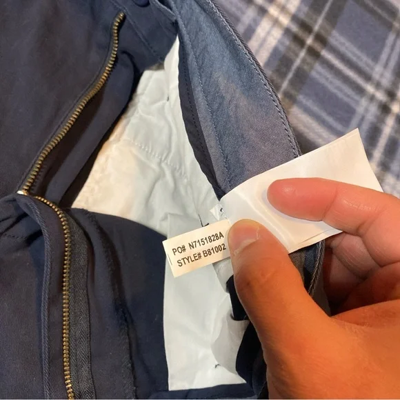 Nautica the Deck Shorts, Classic Fit Stretch, Adult Size 32W, 8.5" Inseam Blue - Picture 5 of 6